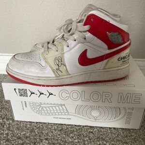 Air Jordan red & white size 6 youth